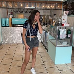 Meet your Posher, Kyra